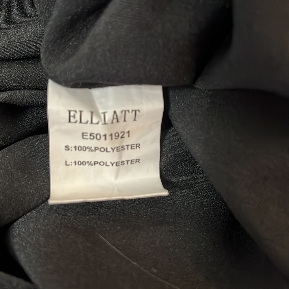 Elliatt Floral Ruffle Romper - Picture 16 of 17